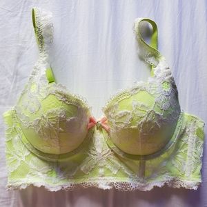 Victoria's Secret lined demi bra